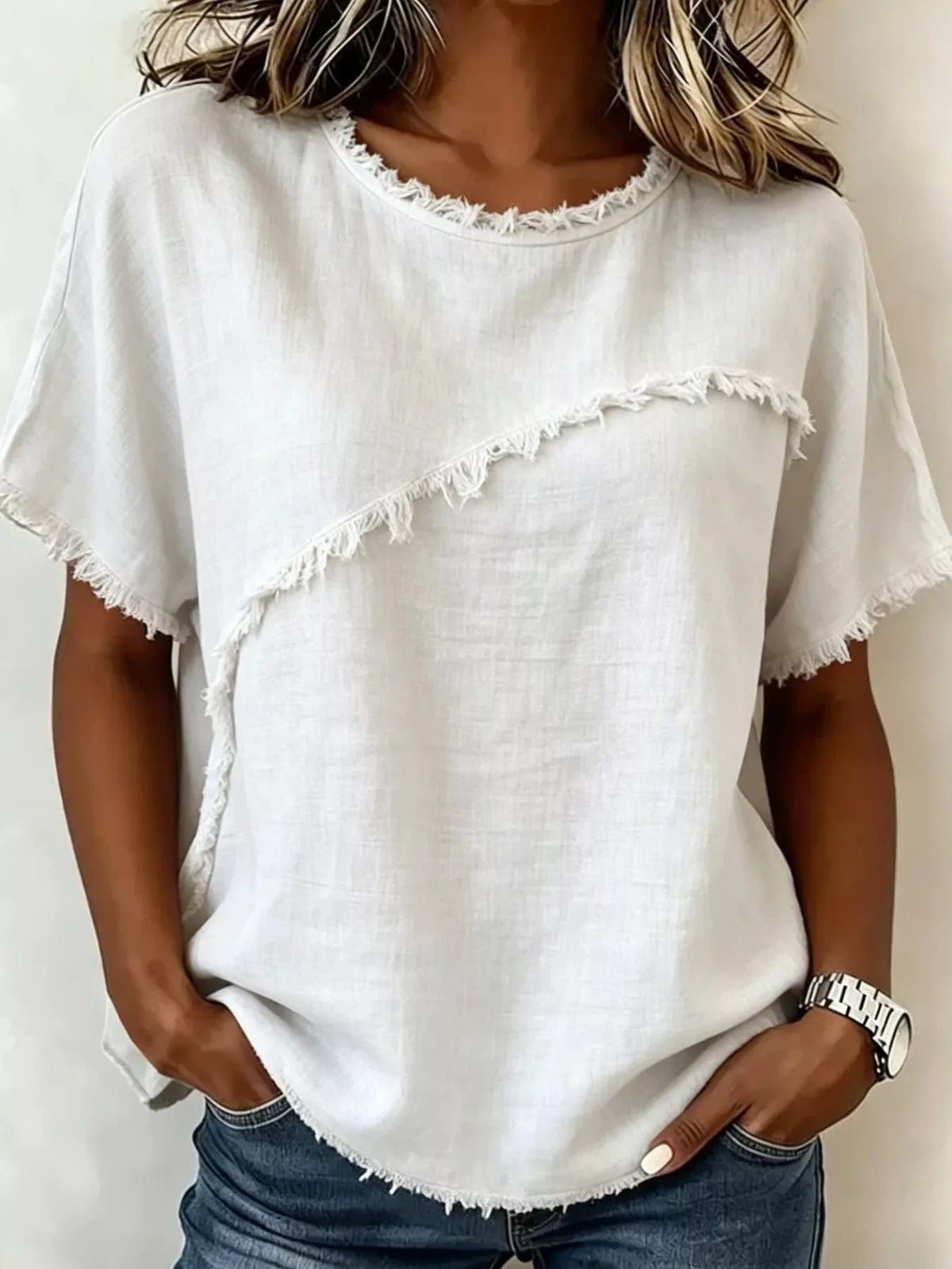 Plus Size Frayed Hem Top – Casual Short Sleeve Tee for Women